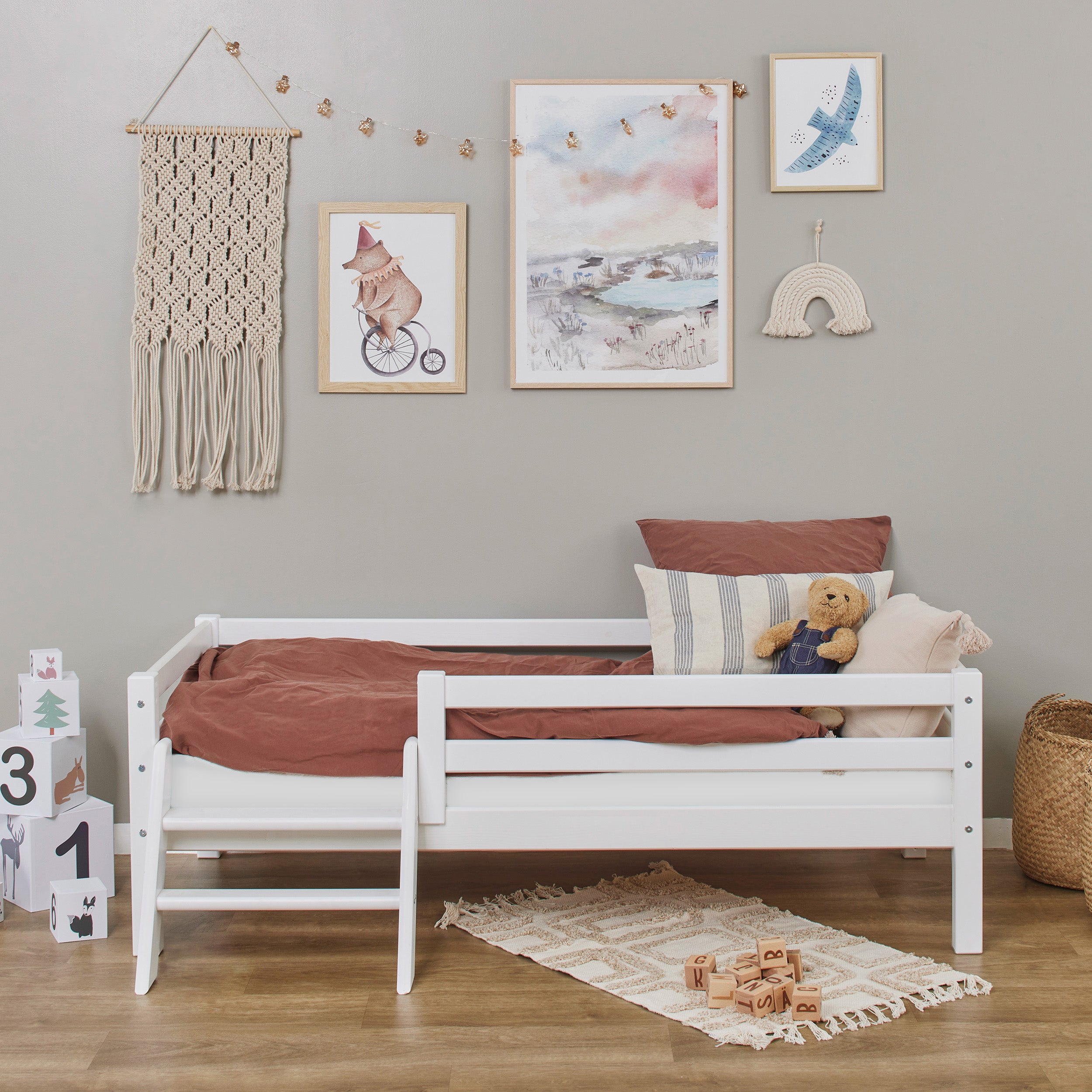 ECO Dream Toddler bed with Cold Foam Mattress 