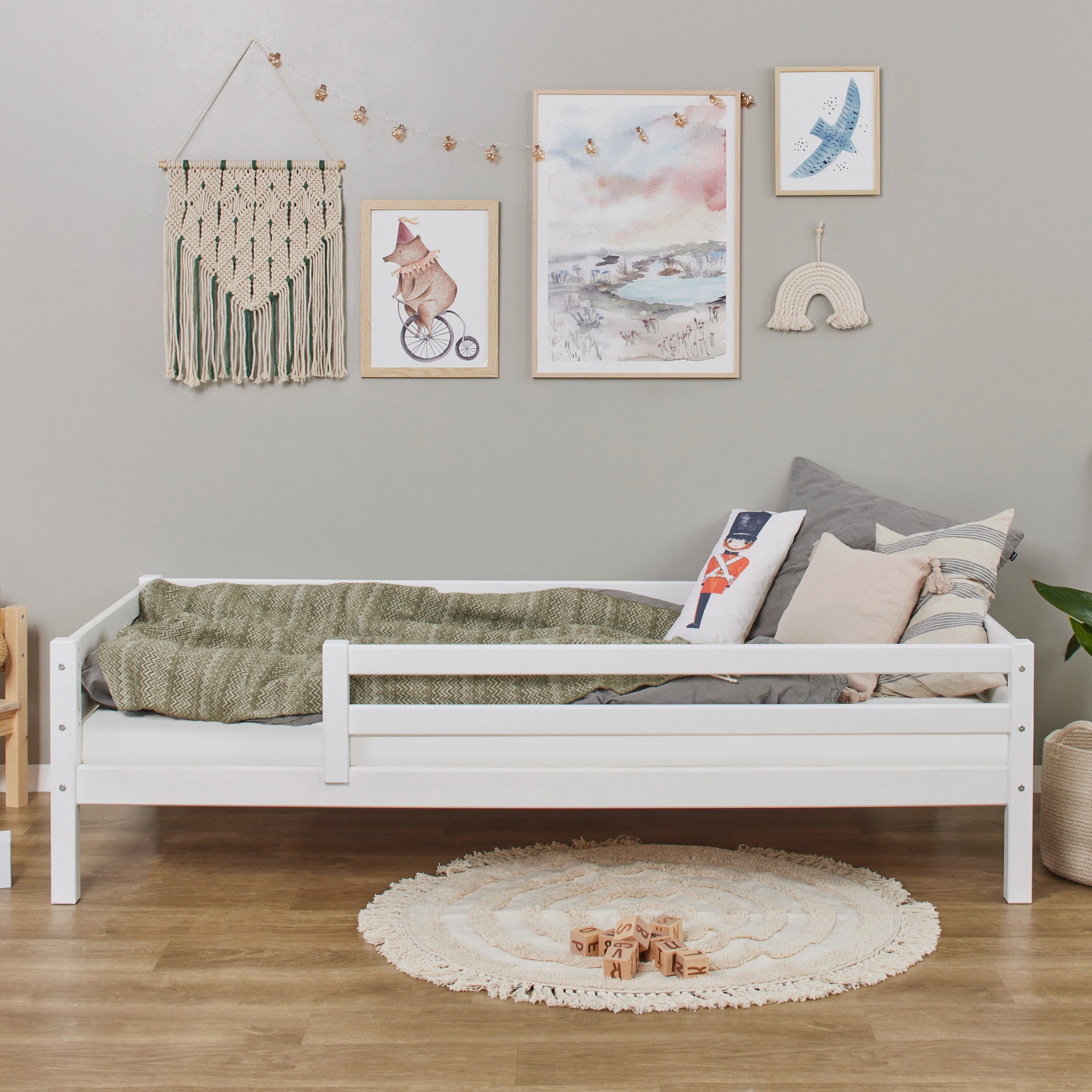 ECO Dream Toddler bed with Cold Foam Mattress 