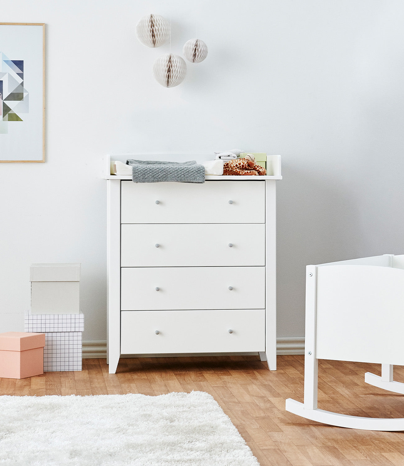 Room and store board changing table